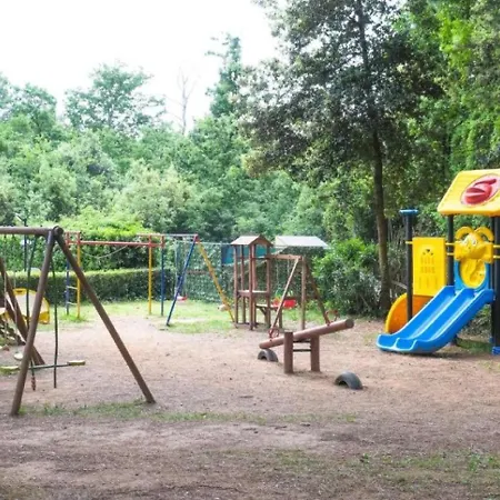 With Swimming-pool In Surrounded By Nature Guardistallo